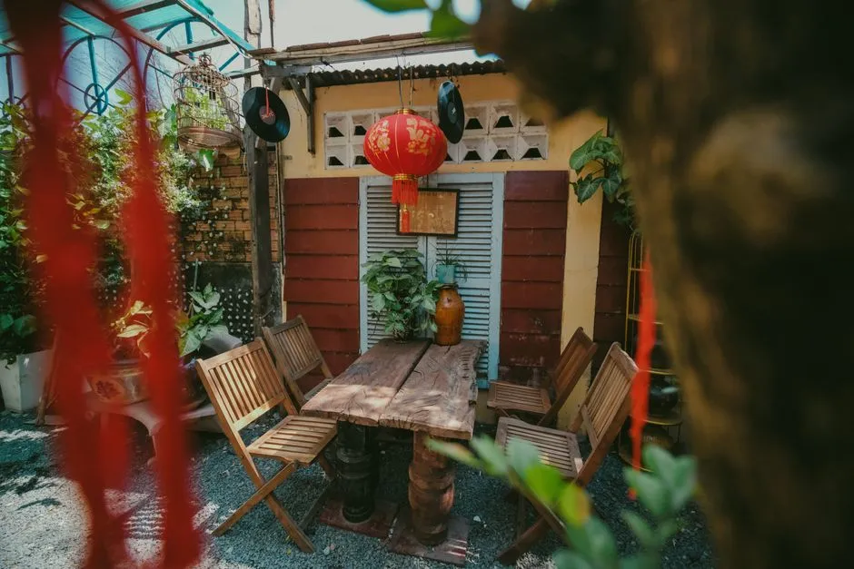 OBI Gartentisch: Materialien, Größen & selber bauen